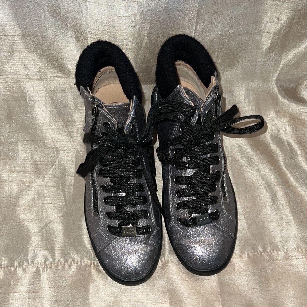 UGG olive gunmetal glitter sneakers shoes - Picture 3 of 8